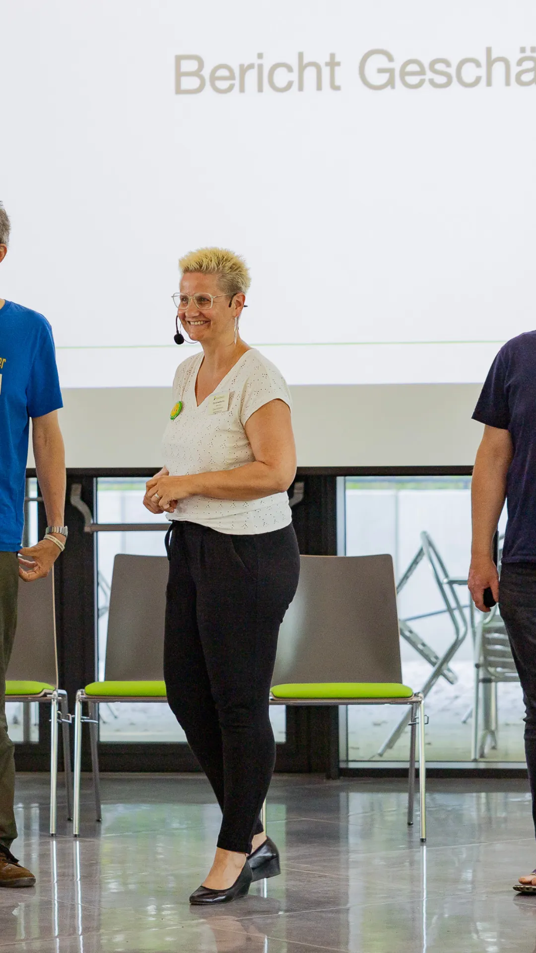 Tinalis NEU Beraterin in einer partnerschaftlichen Beratungssituation