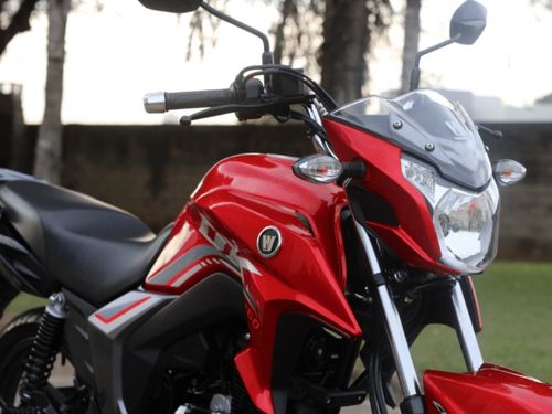 {{ custom_values.service_1 }} in {{custom_values.biz_area_1})