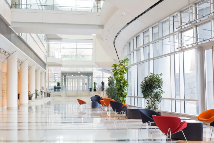 commercial real estate agent