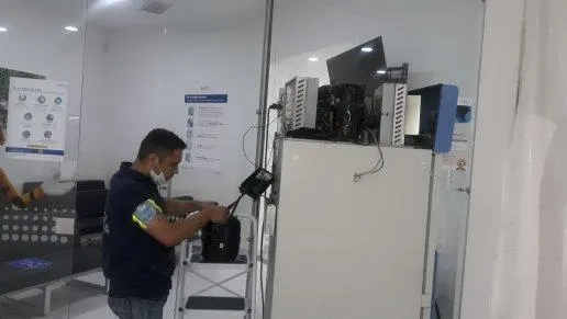 mantenimiento neveras, reparación neveras, técnico neveras