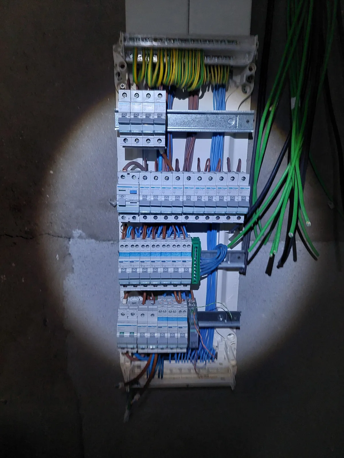 24/7 Emergency Electrical Repairs