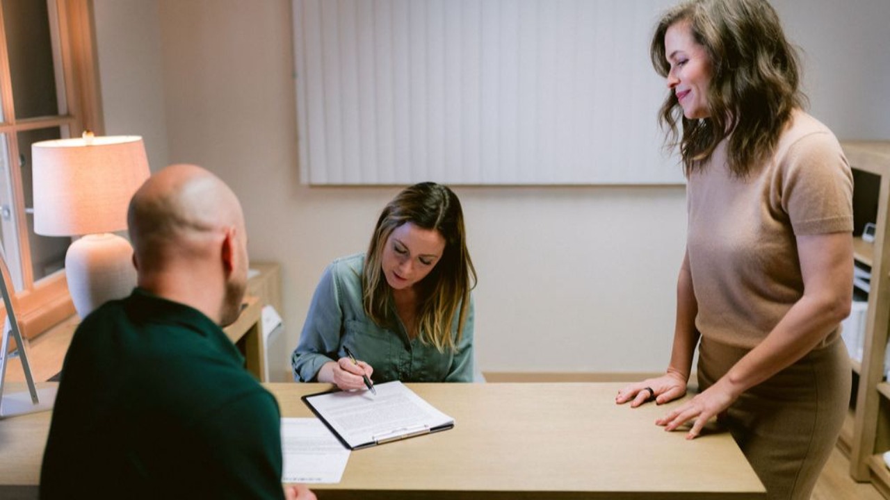 How You Begin Your Divorce Sets the Tone