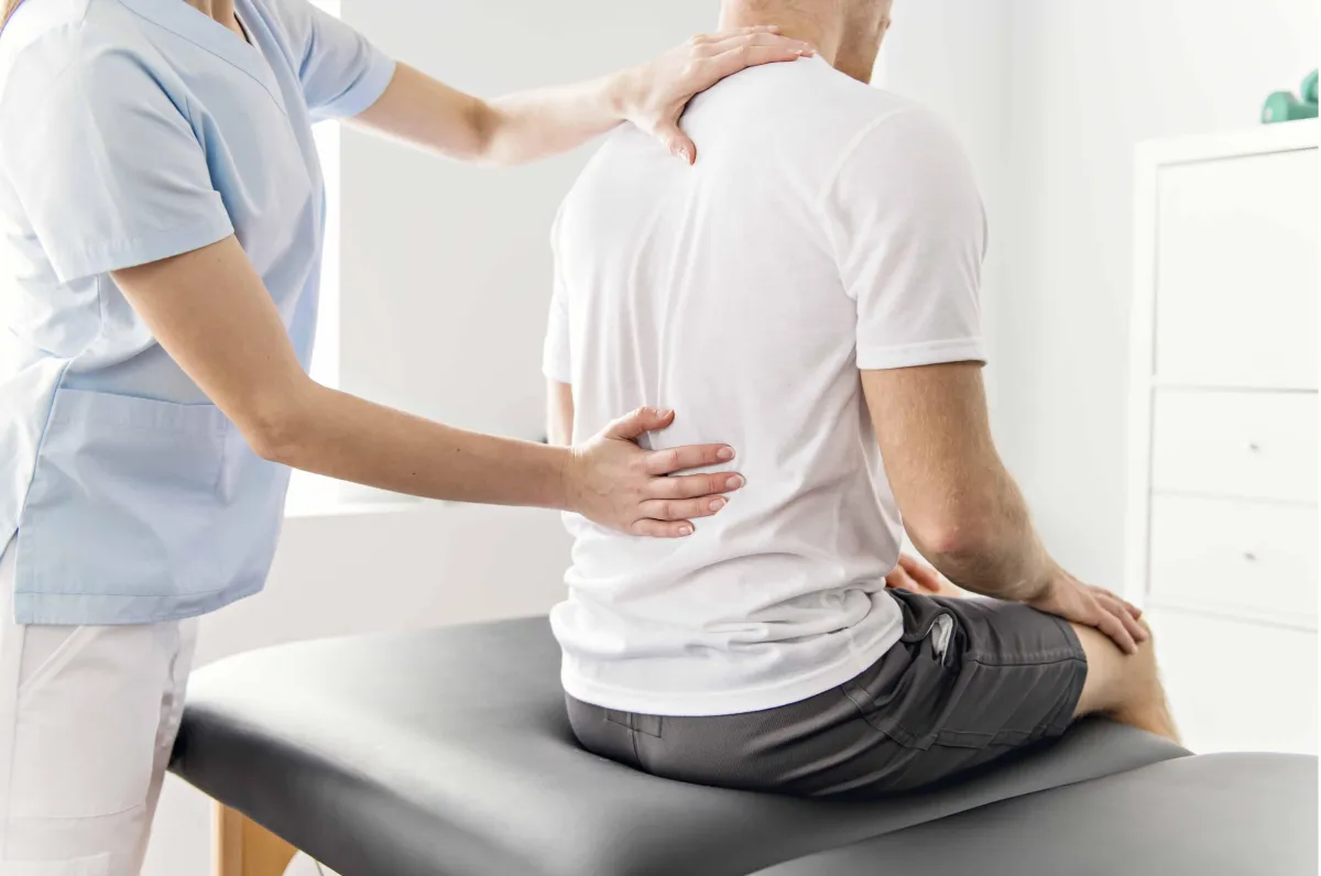 Auto accident chiropractic care for whiplash and back pain in Chaska, MN