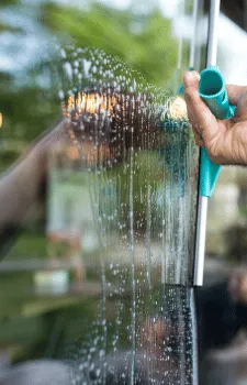 Expert Window Cleaners offering leading cleaning service in Spokane