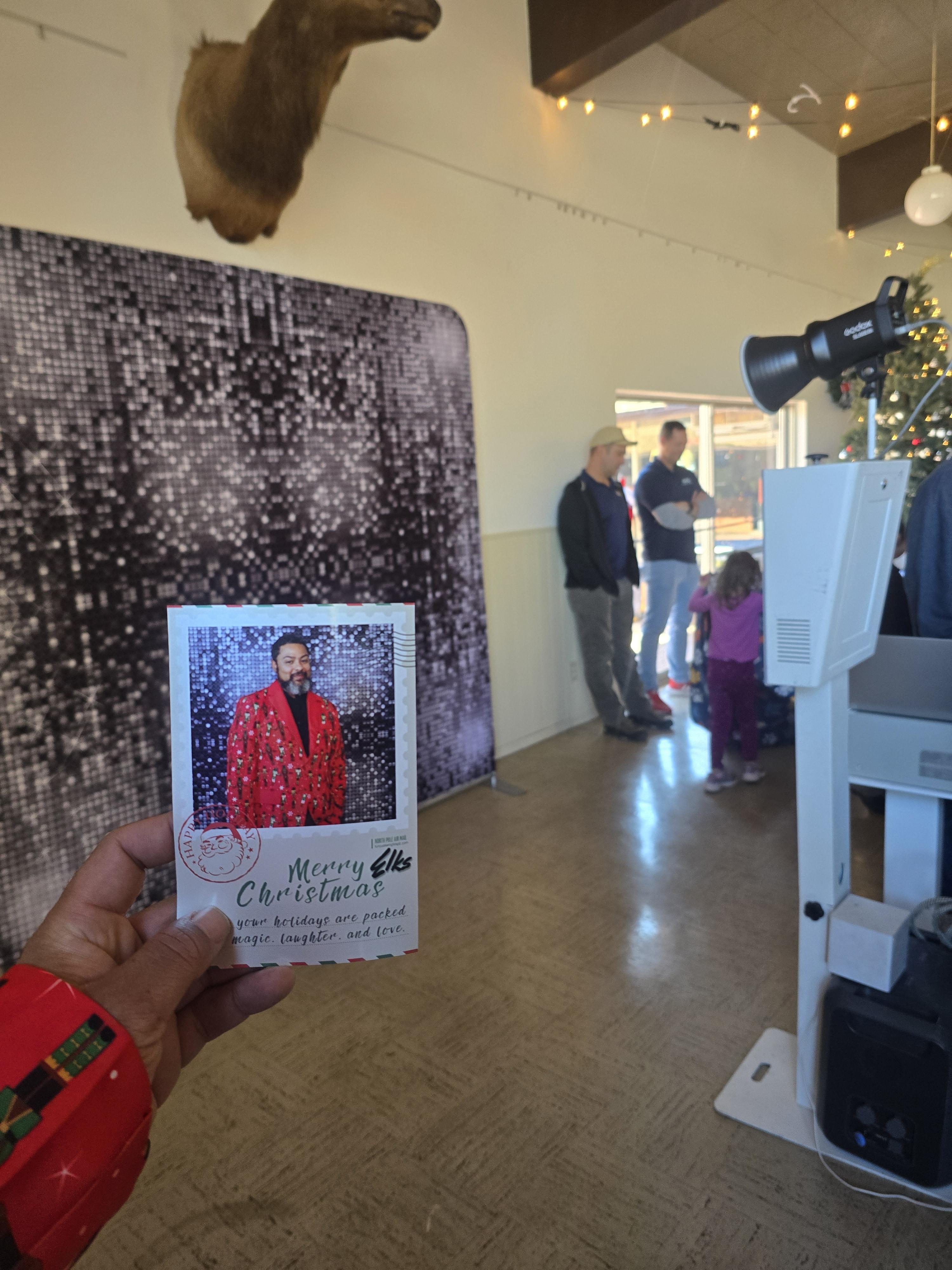 person holding fire cracker shallow focus photography