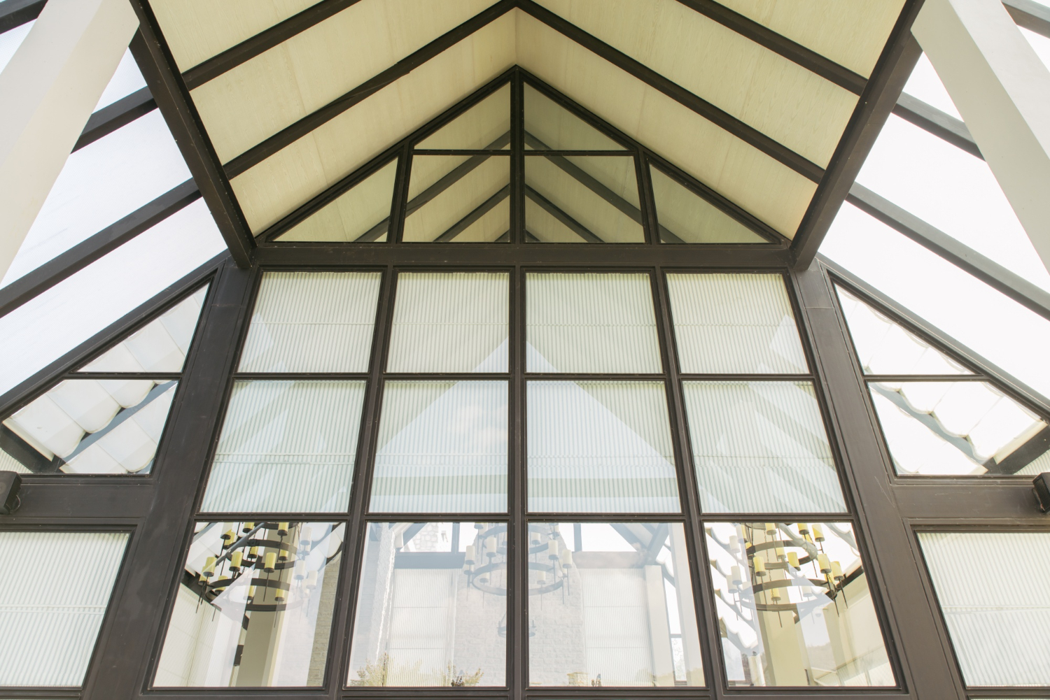 Smart Ways Installers Use Decorative Window Films to Win Projects