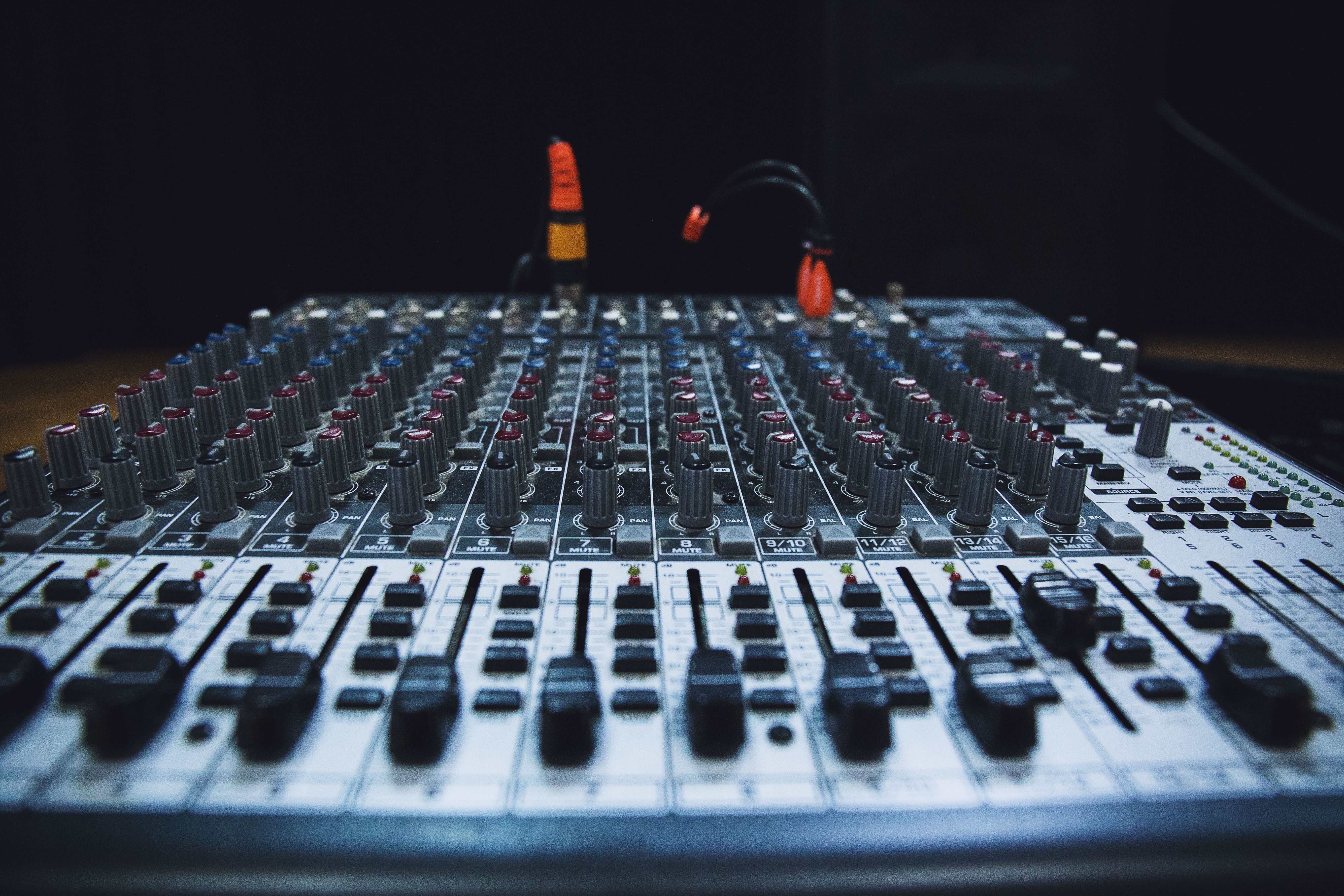 Audio Clipping Explained: What It Means, What It Sounds Like & How to Fix It