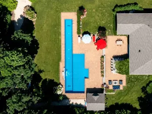 {{ custom_values.service_2 }} in {{custom_values.area_1})