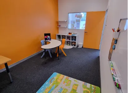 Perth Hills Orange Room