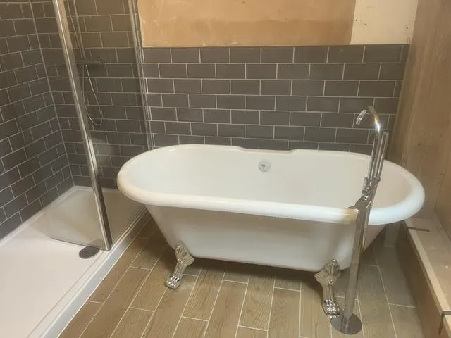 Completed Bath, toilet and sink instalation in flat within N