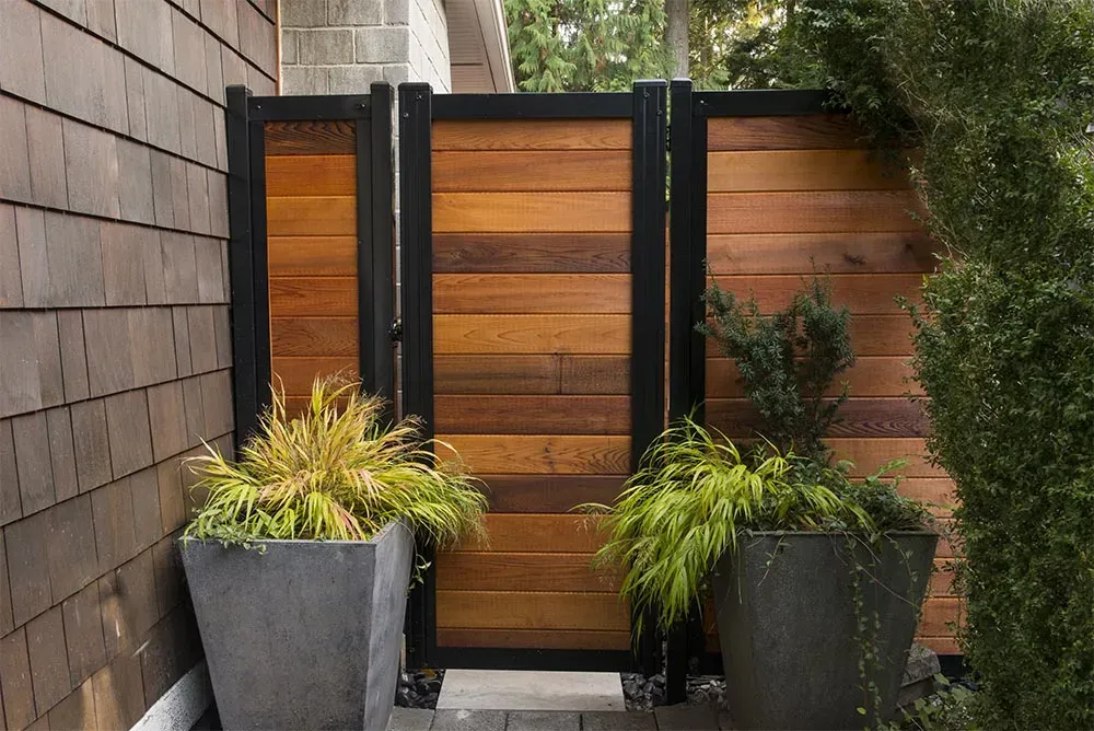 how to build a fence gate