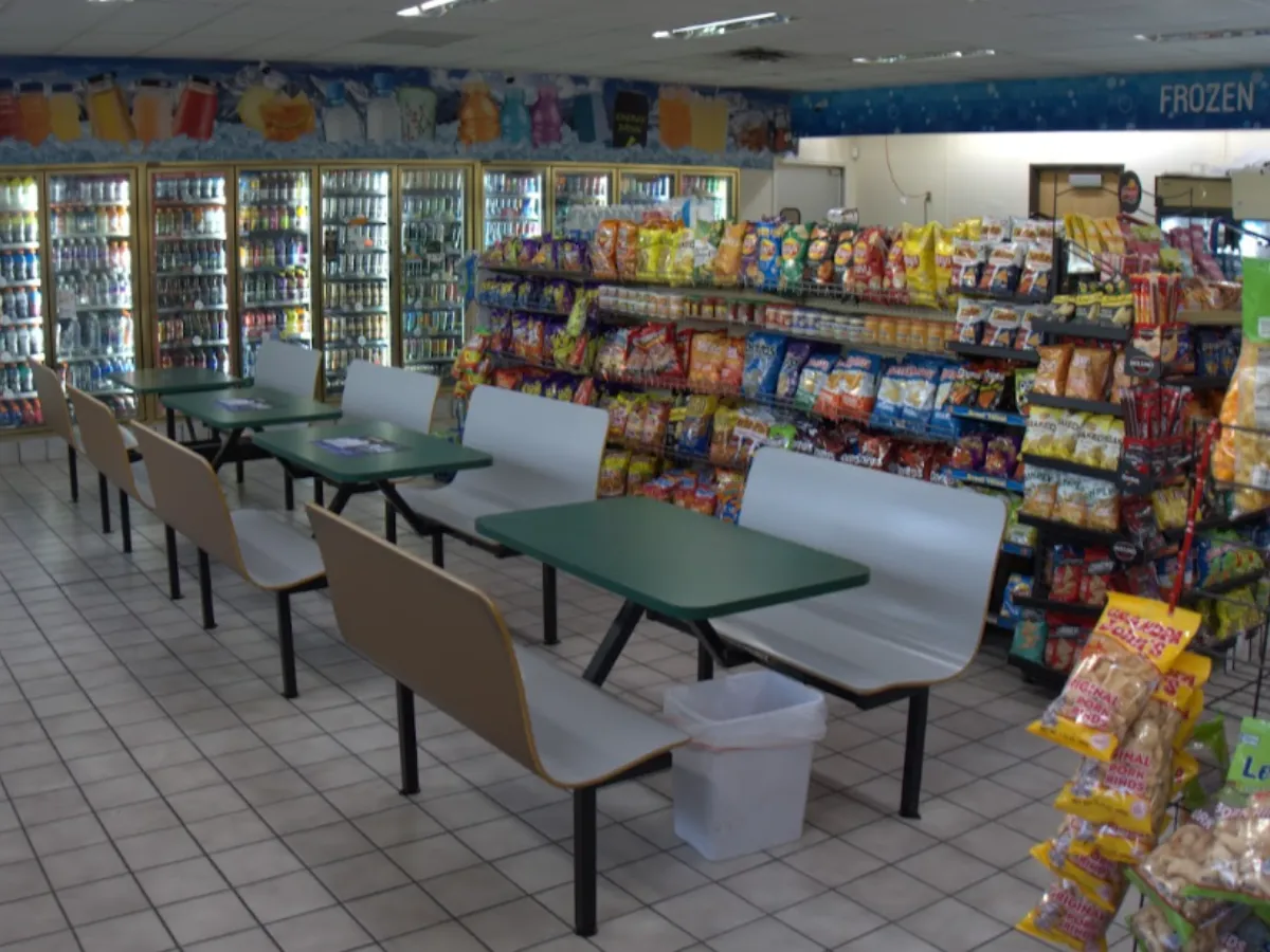 Middlebury's Most Truck-Friendly Location: Fuel, Snacks & Everything You Need on the Road