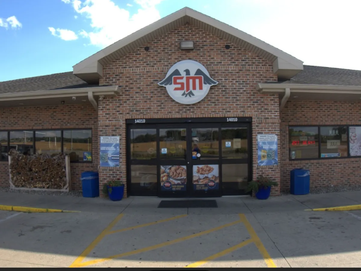 Running Low on Fuel, Cash & Snacks? One Stop at SM Capital Solves All Three