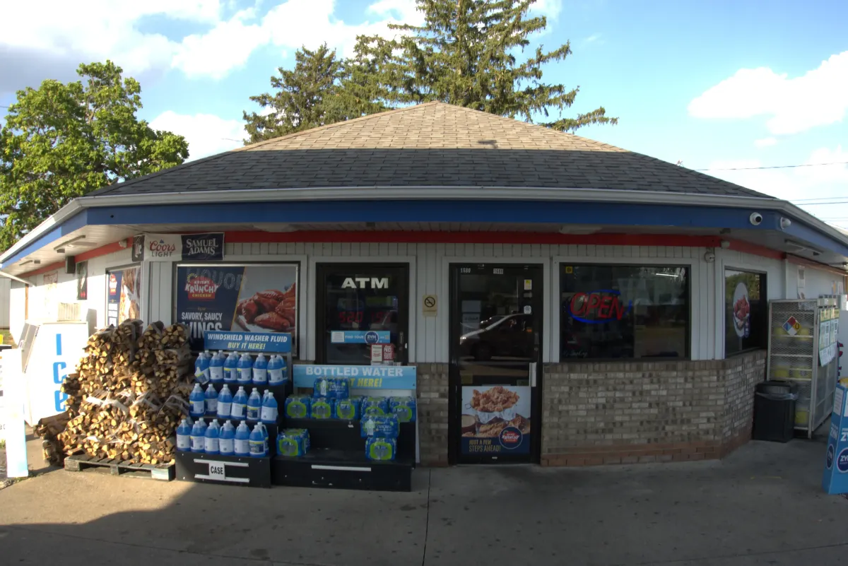 Convenience Store on Fawn River