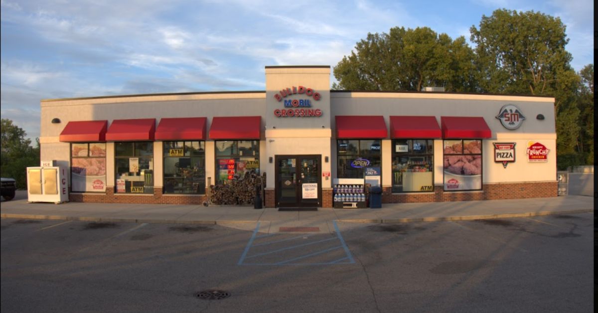 SM Bulldog on CR-15 is Elkhart's go-to industrial area store for shift workers