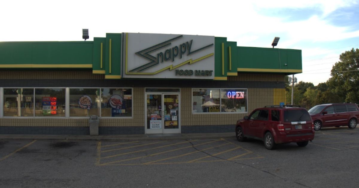 Hot Food Near Me in Middlebury, IN: Grab-and-Go at SM Middlebury