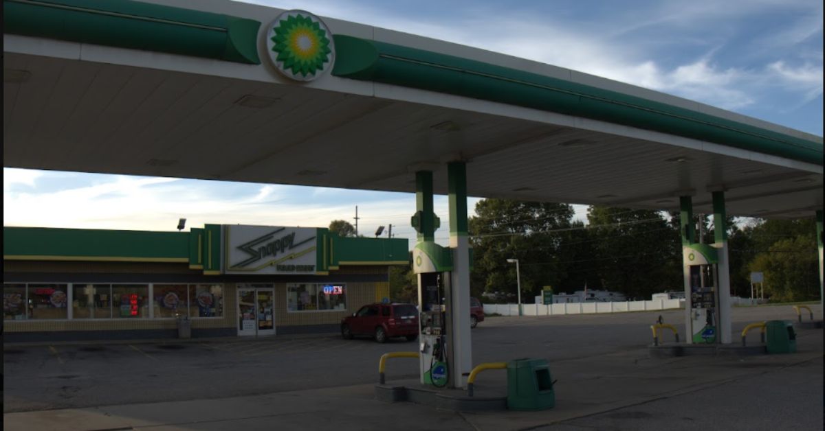 Fuel With SM on SR-13 in Middlebury