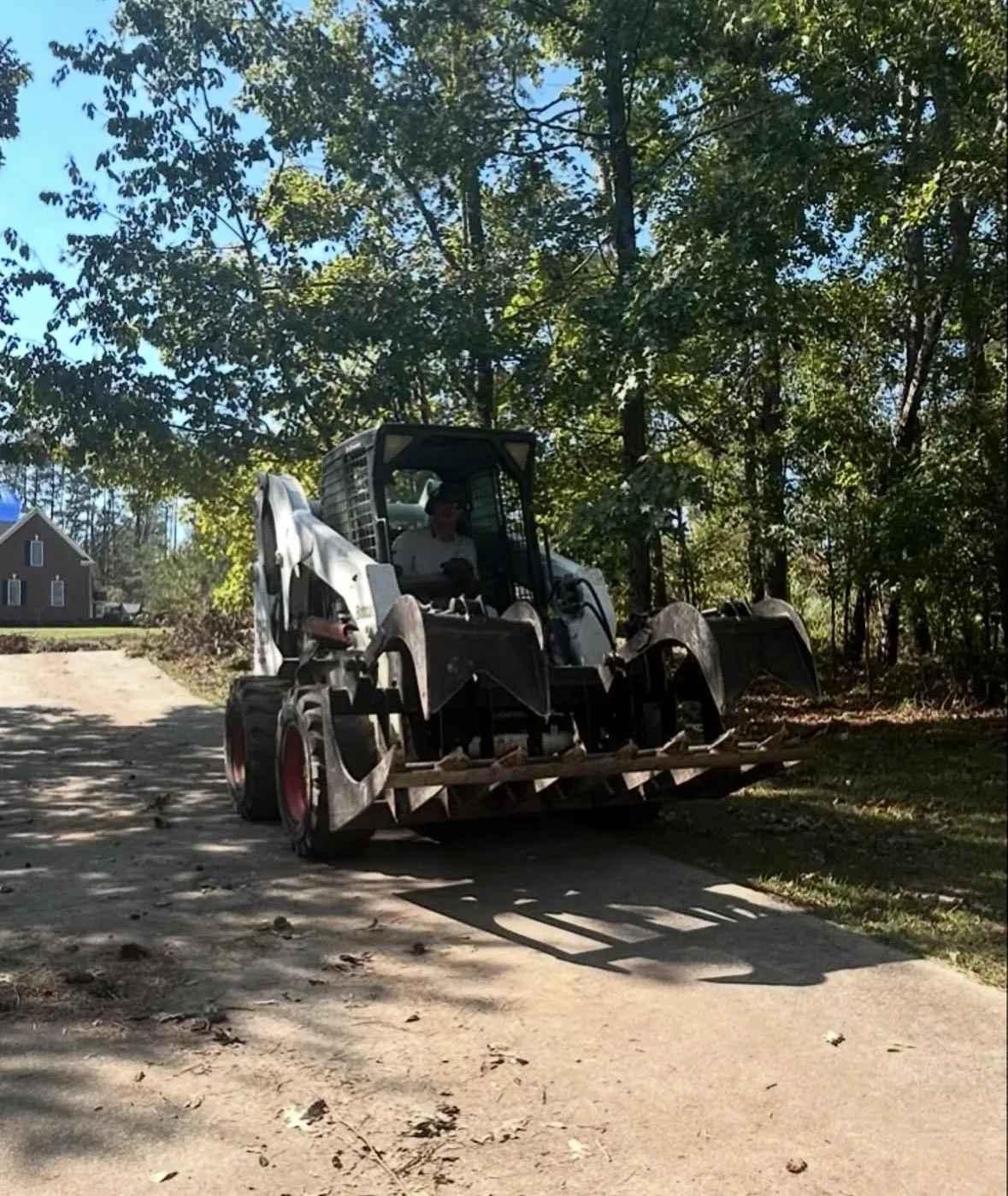 Small Grading Lake Ocnee Area