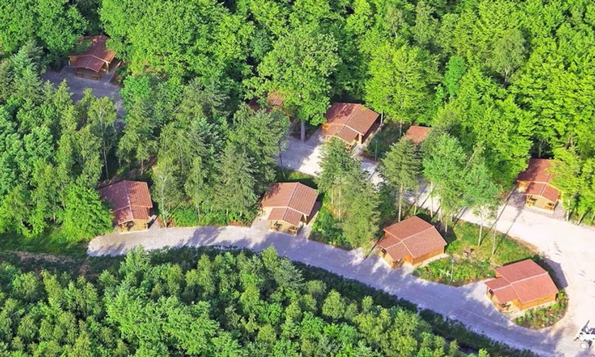 Les Chalets du lac d'Amnéville - Hôtellerie de plein air - Amneville