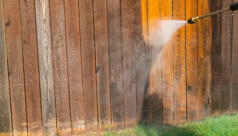 Deck & Fence Washing in Raleigh