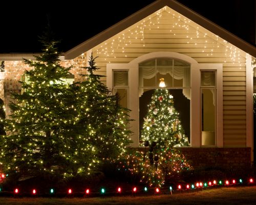 Rolesville Holiday Lighting Installation