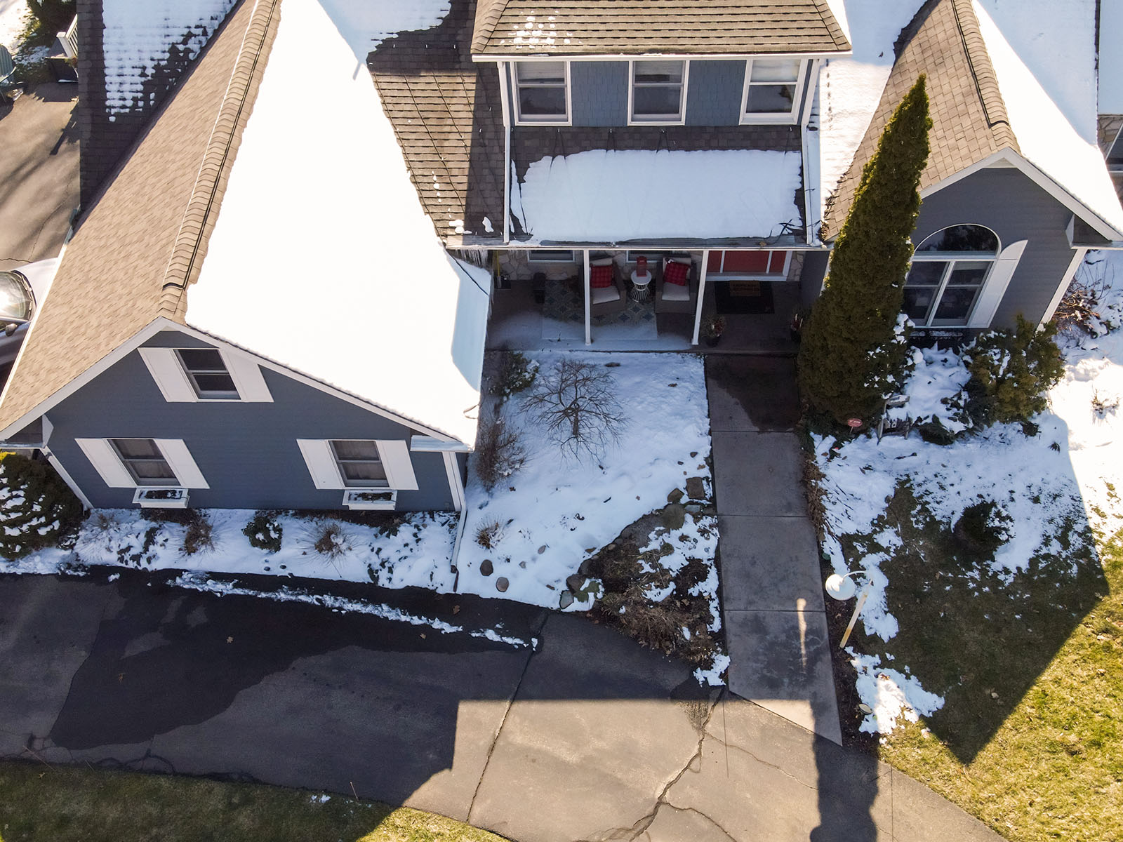 5 Signs Your Grande Prairie Roof Took a Hit This Winter (Before It Becomes a Bigger Problem)