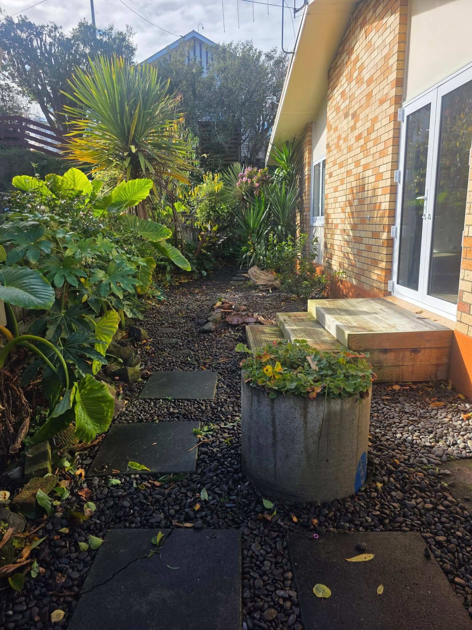 Garden and outdoor property maintenance completed at a home in Whanganui