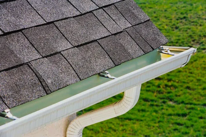 White Gutters