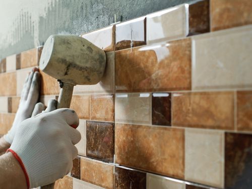 {{ custom_values.service_1 }} in {{custom_values.biz_area_1})