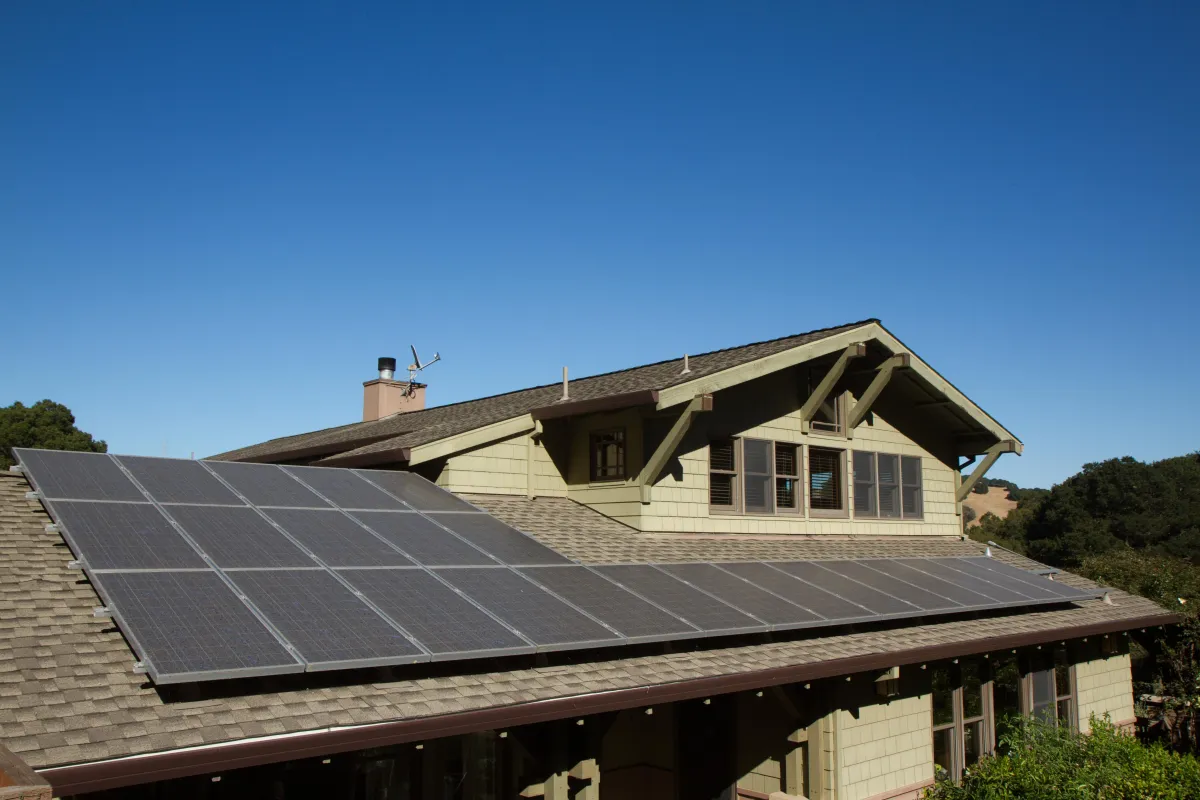 Solar Panel Cleaning in Cincinnati: Why Output Drops