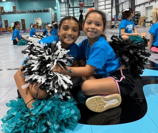 young kids cheerleading in texas