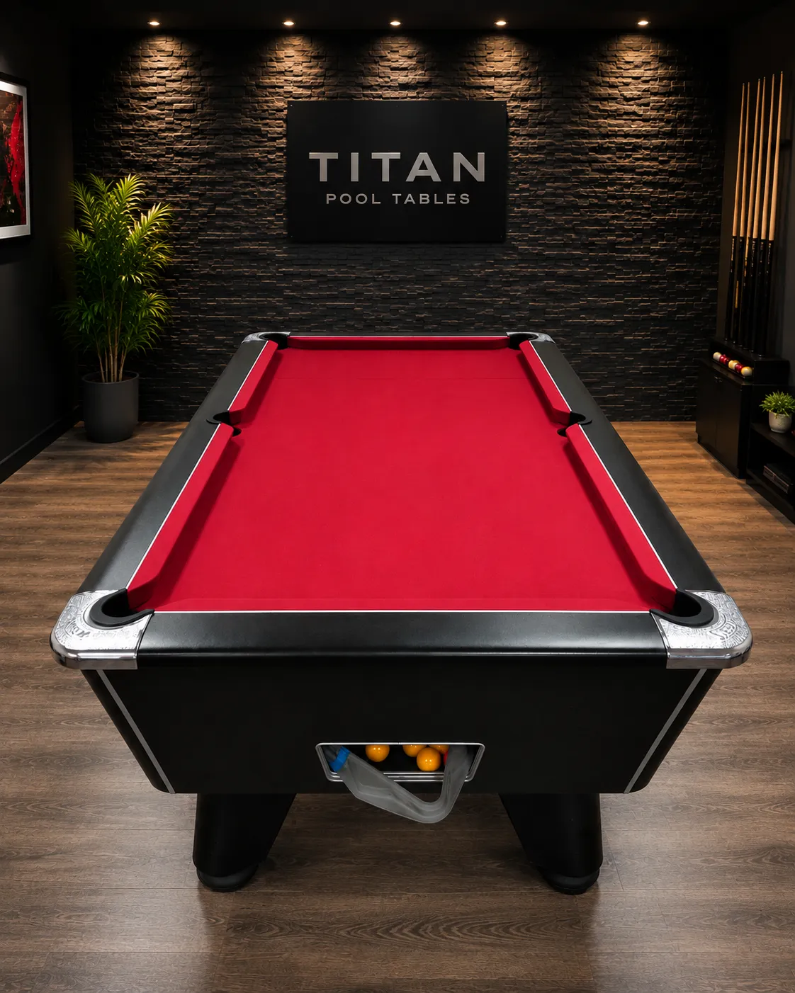 Professional pool table re-clothing in Spain