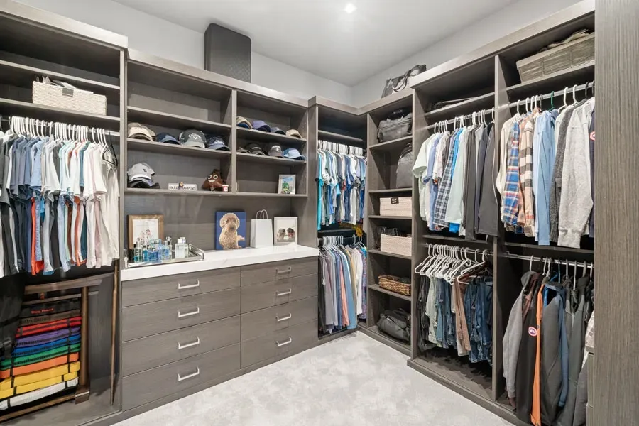 Custom Closet Design