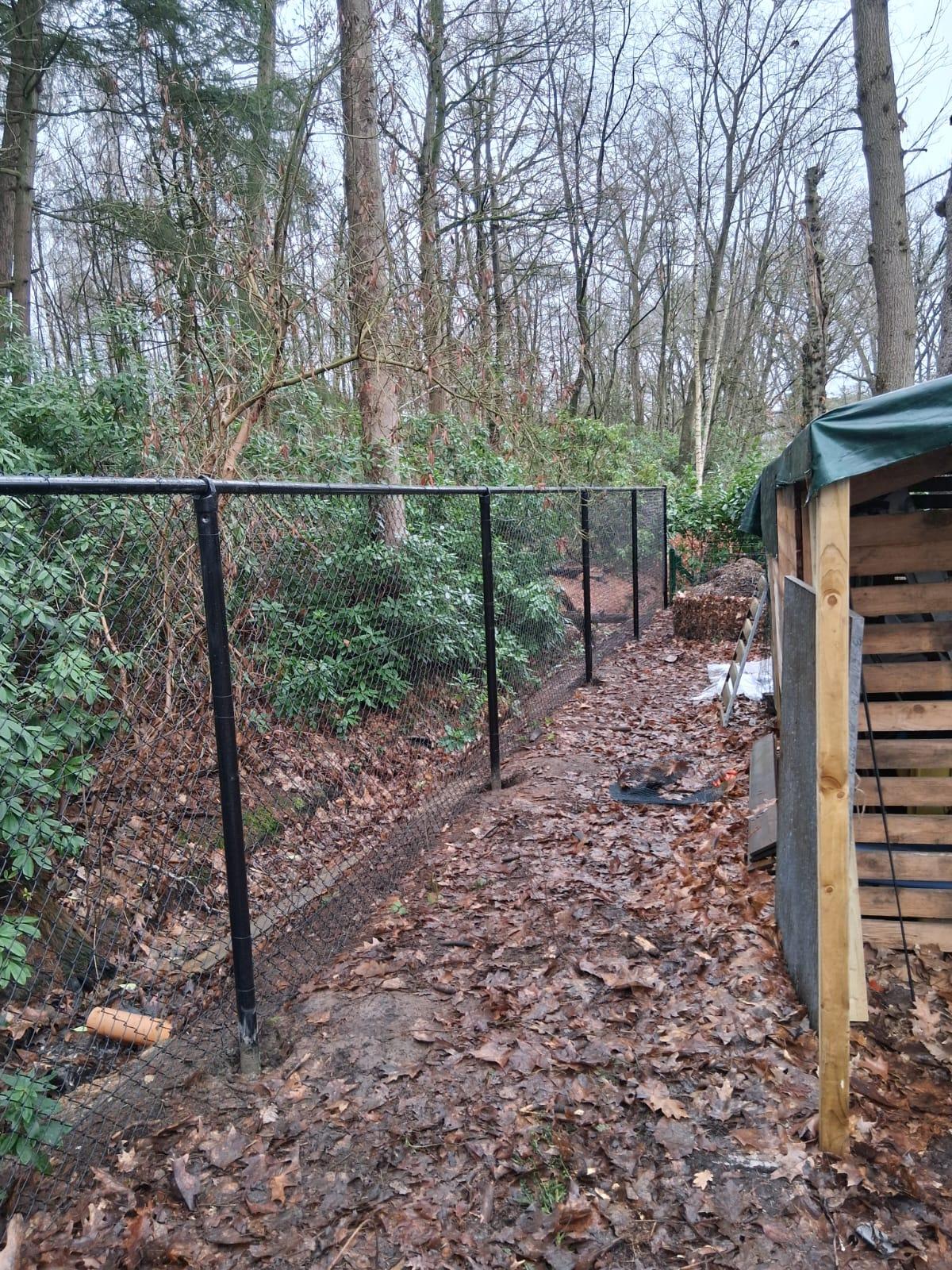 Achtertuin hek plaatsen voor Klus & Bestratingsbedrijf Engelbart