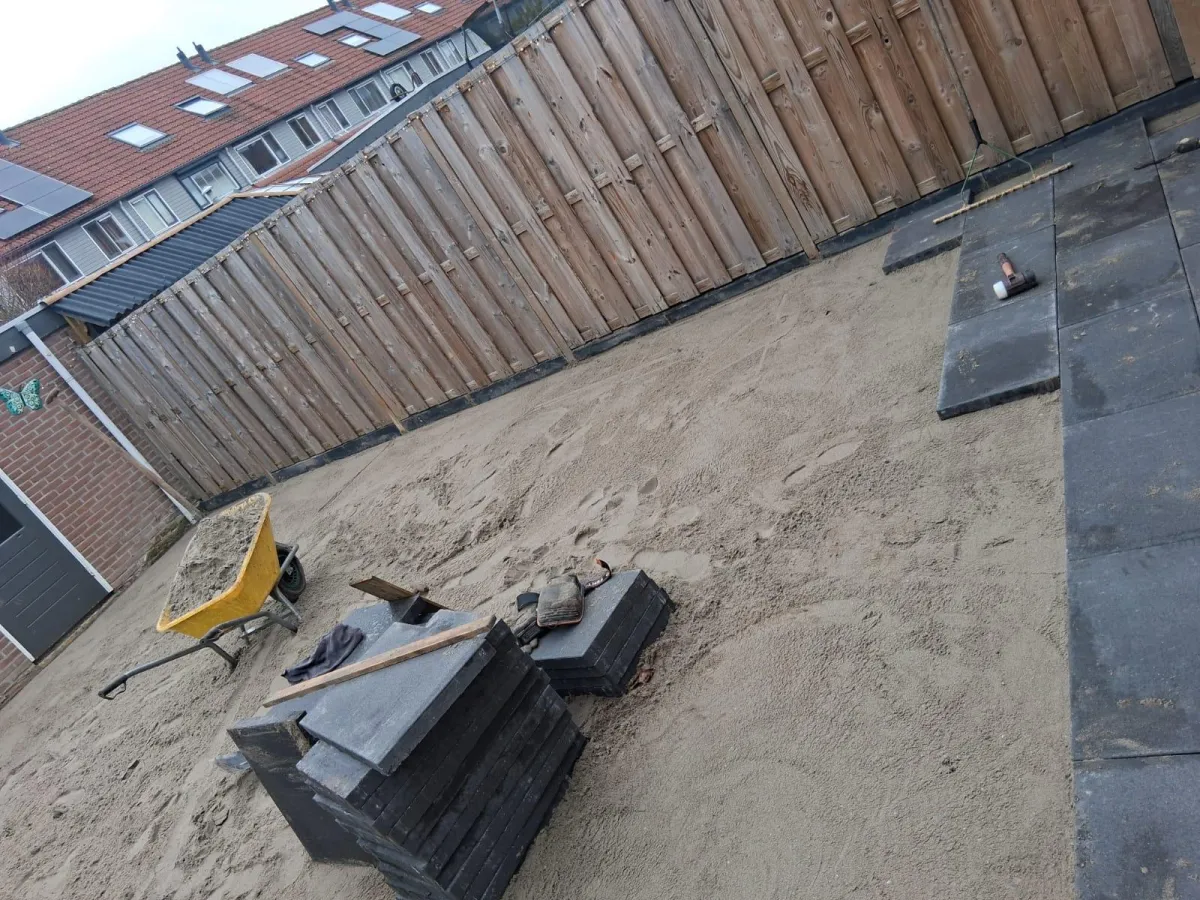 schuurtje montage Klus & Bestratingsbedrijf Engelbart