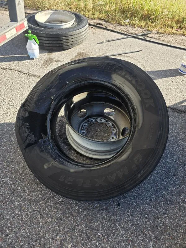 Passenger Vehicle Roadside Tire Service in