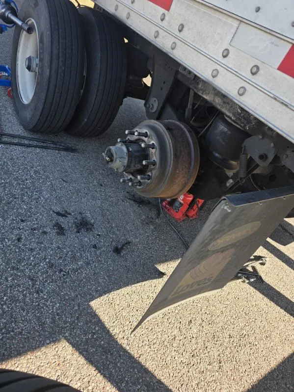 Passenger Vehicle Roadside Tire Service in