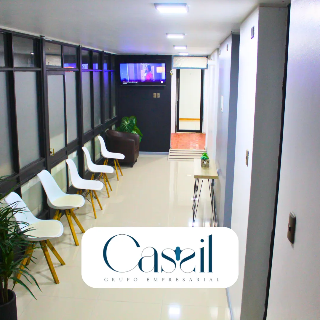 Dr. Yamil Castillo Silva