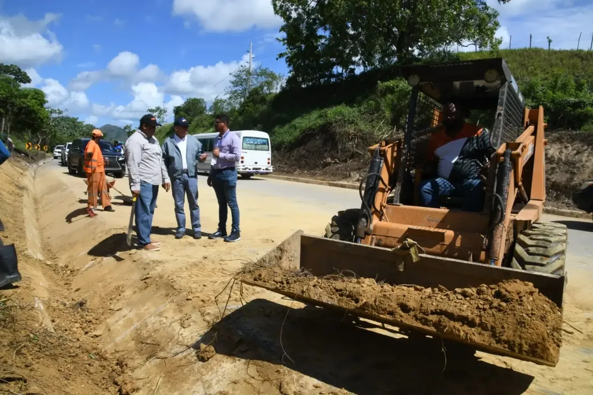 Optimización de recursos en proyectos de construcción civil por Jiménez y Chacón.
