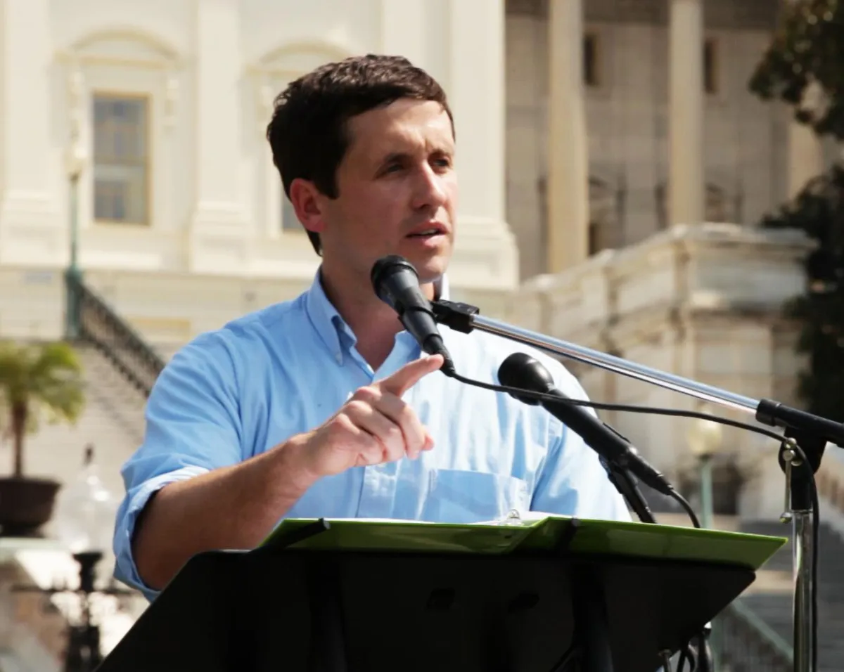 Buzz Jacobs speaking at the U.S. Capitol