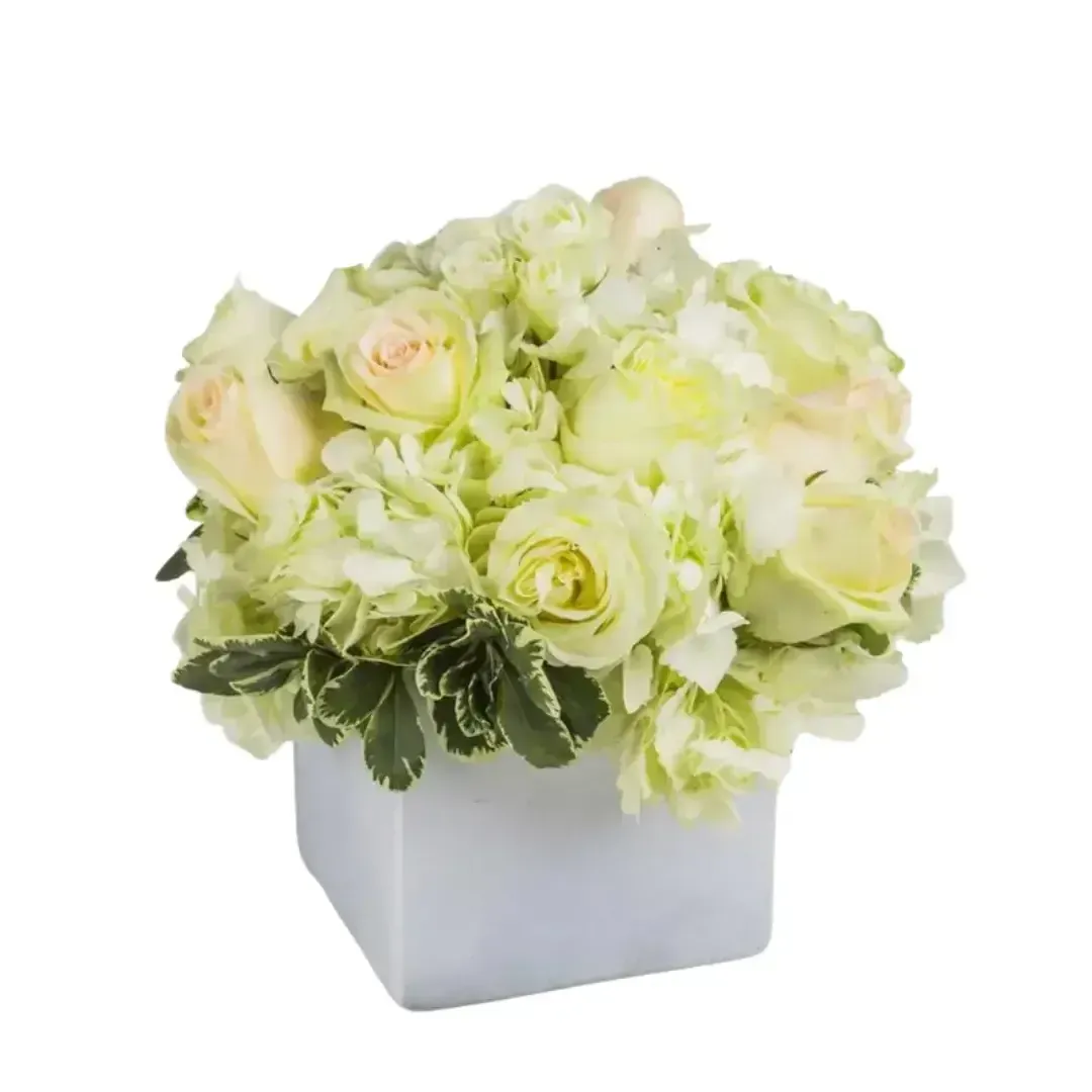 Simplicity by Helms Flowers