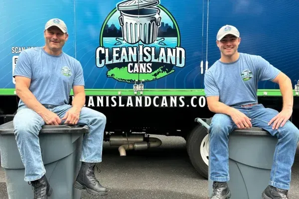 How to Keep Your Trash Cans Fresh and Odor-Free in Greenlawn, NY