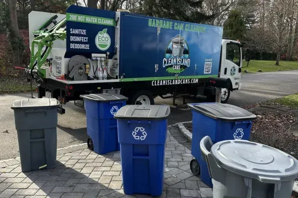Huntington, NY Trash Can Cleaning: The Secret to a Cleaner, Healthier Neighborhood