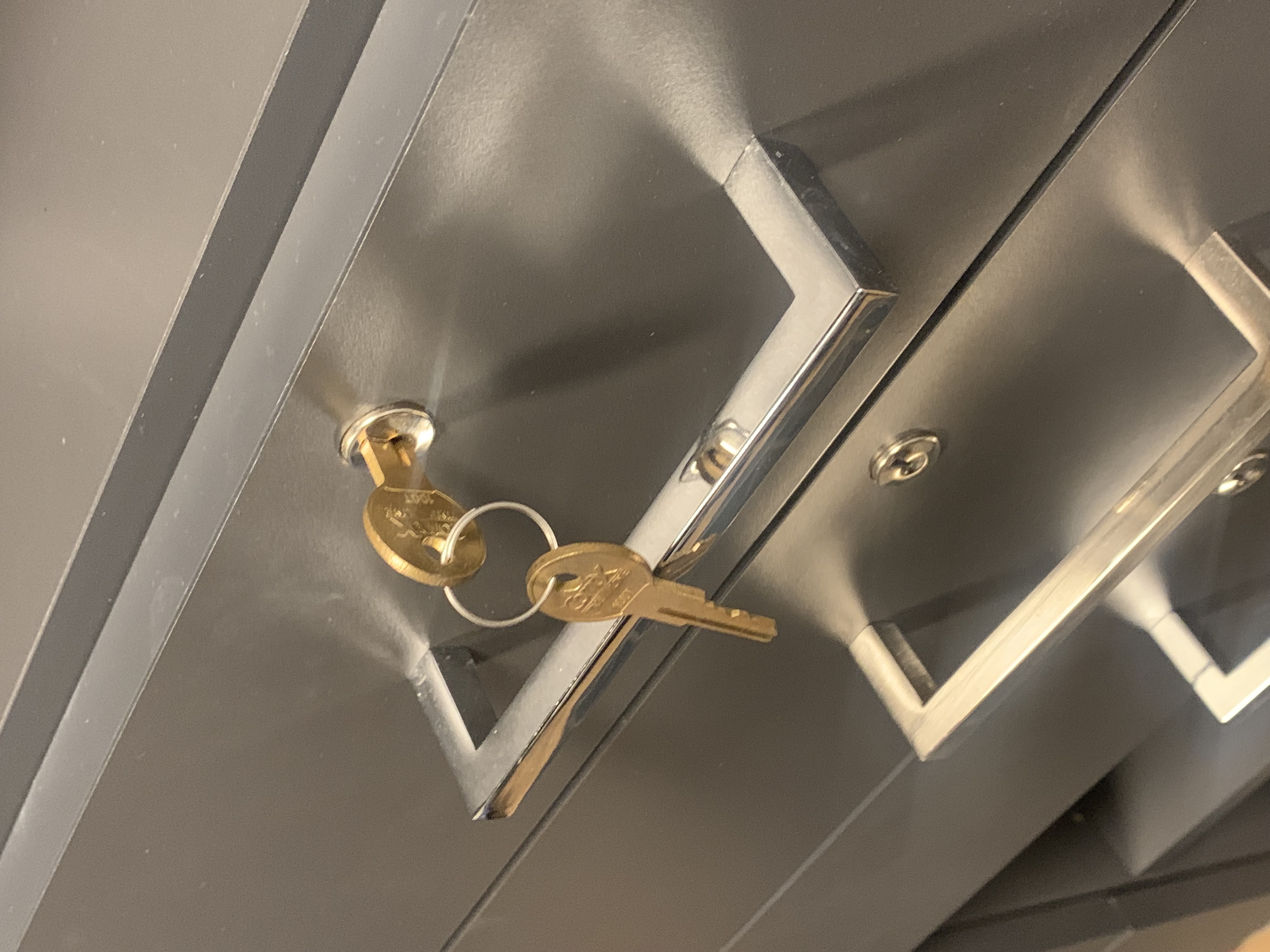 Premium Hardware and Pulls