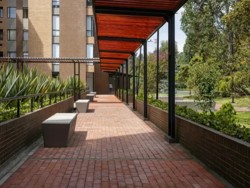 What Does Pergola Installation Franklin TN Involve?