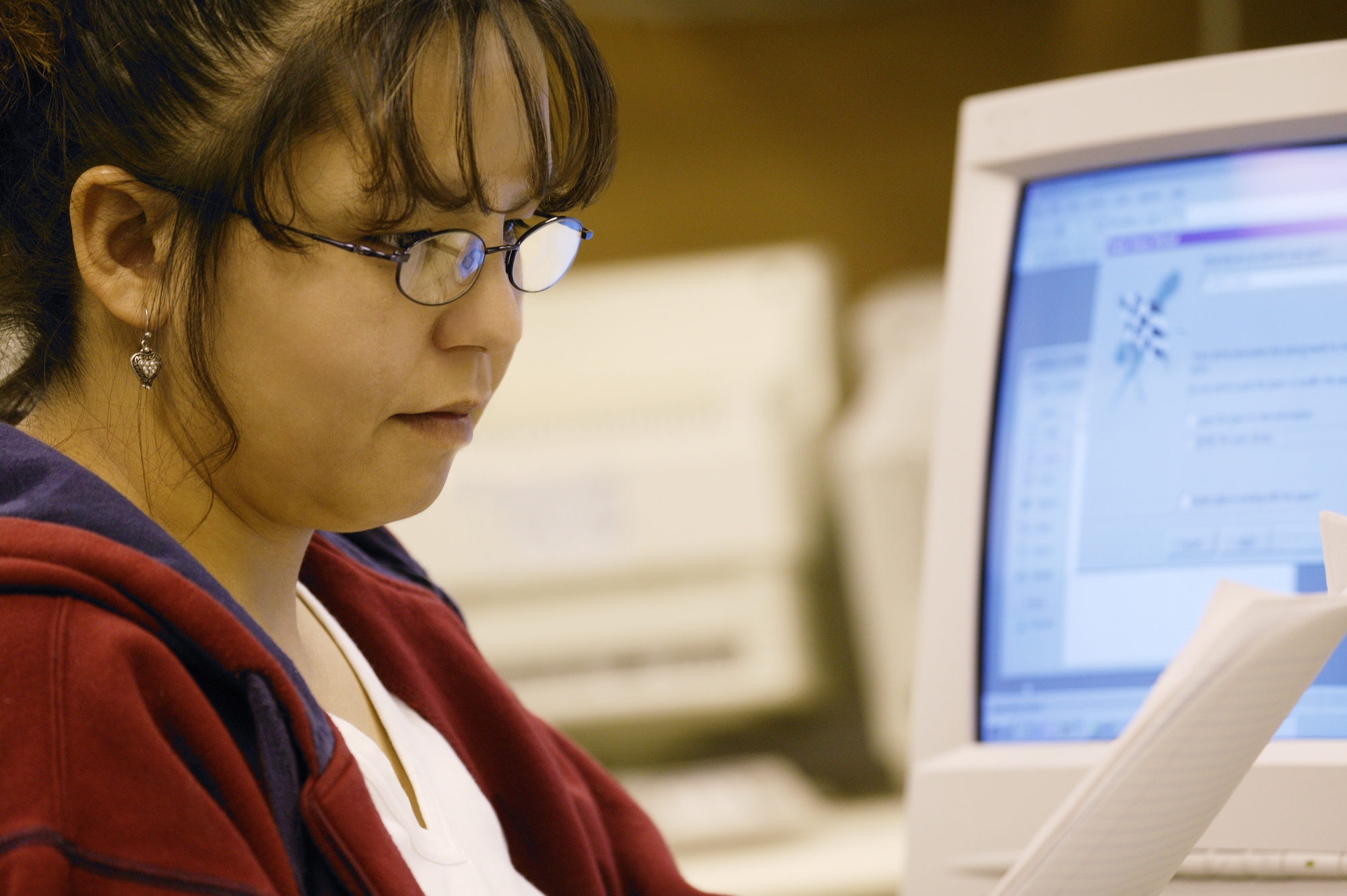 Woman looking for tiny home financing