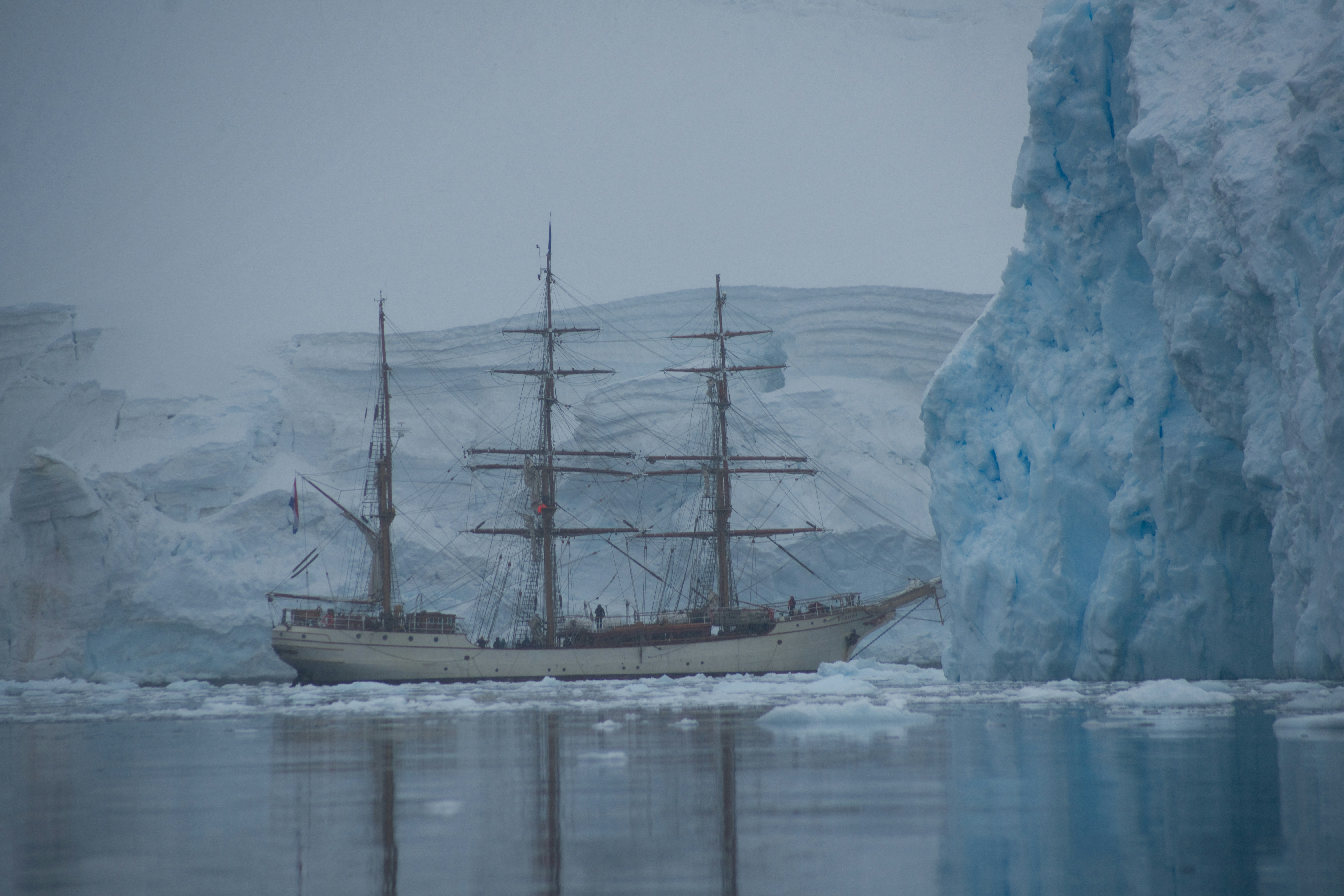 What a Ship Frozen in Antarctic Ice Can Teach You About Running a Car Wash