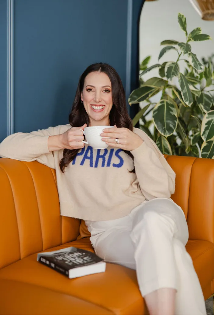 Ashley Mansour headshot