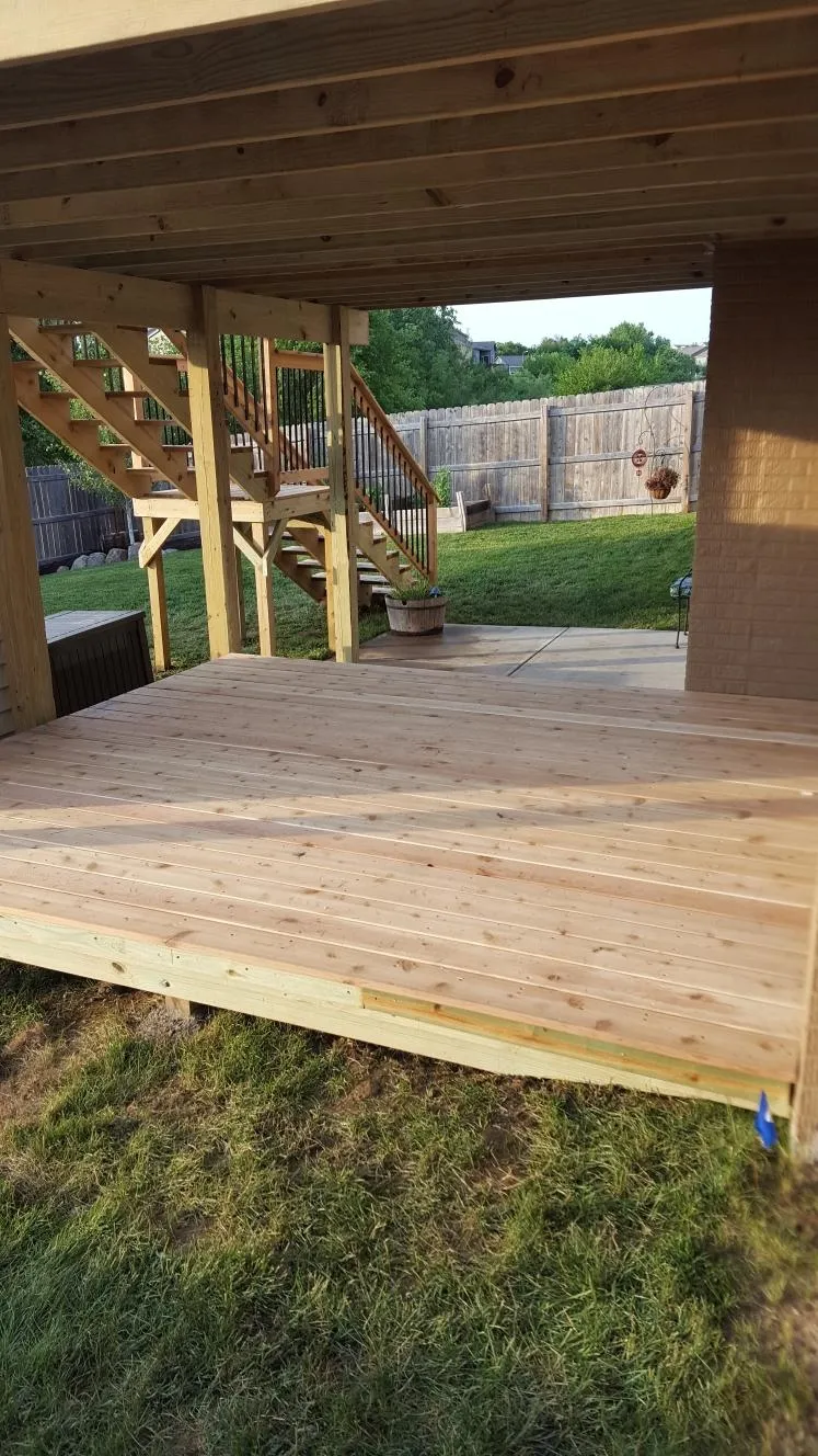 Deck & Fence Staining in