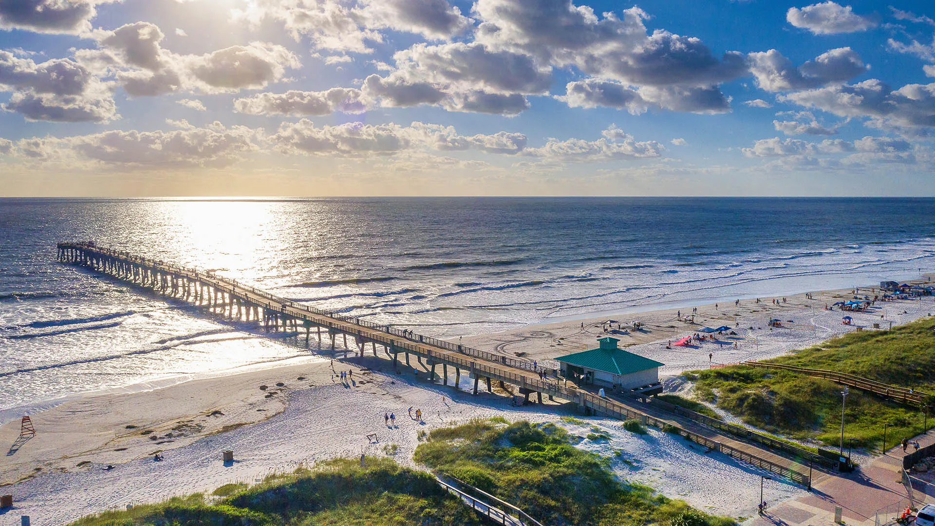 🌊 Neptune Beach Town Center Guide – Jacksonville, FL | RevTek Rentals - Jacksonville, FL 🚗☀️